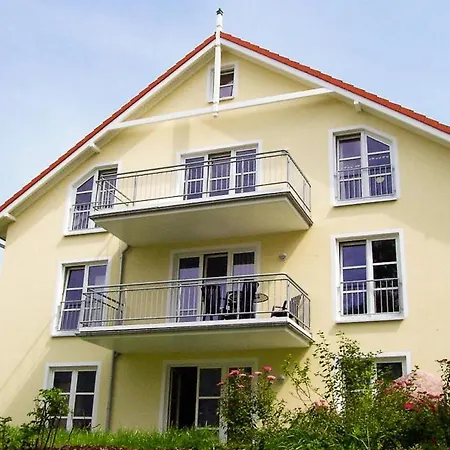 Ferienapartment Mit Balkon, Tiefgarage Und Nutzung V. Wellnessbereich Casa vacanze *
