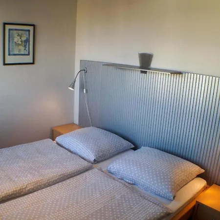 Ferienapartment Mit Balkon, Tiefgarage Und Nutzung V. Wellnessbereich * Rerik